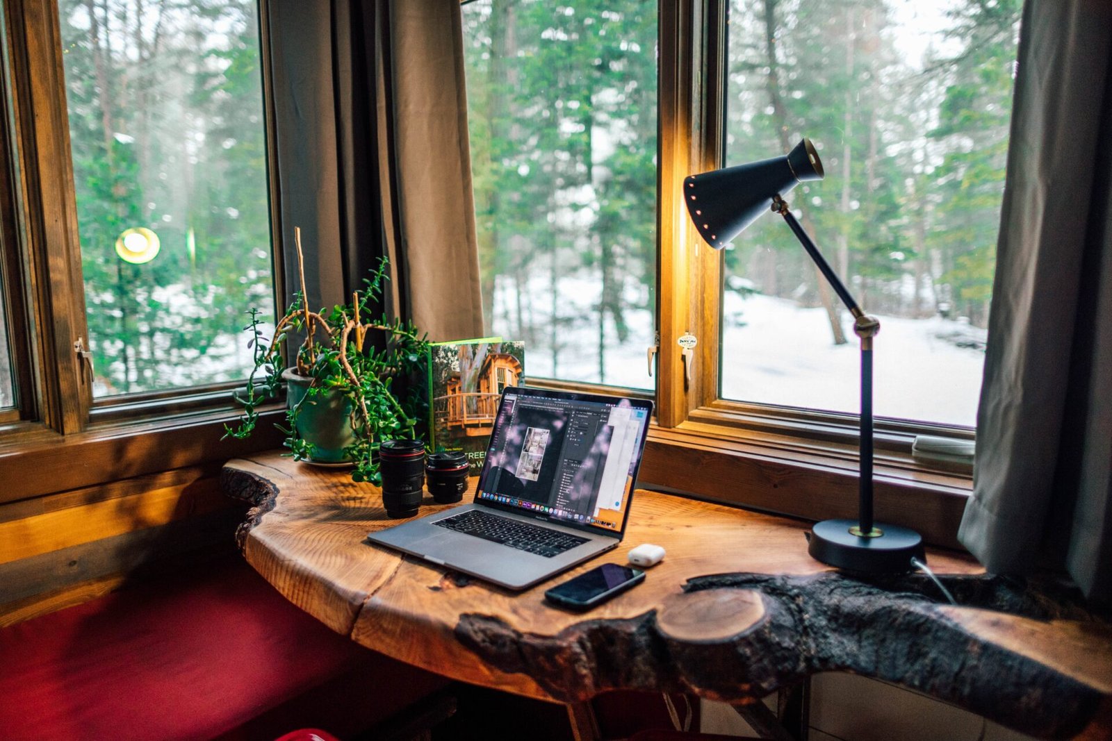 Unlock Your Creativity With These 6 Home Office Setup Ideas - Prowess